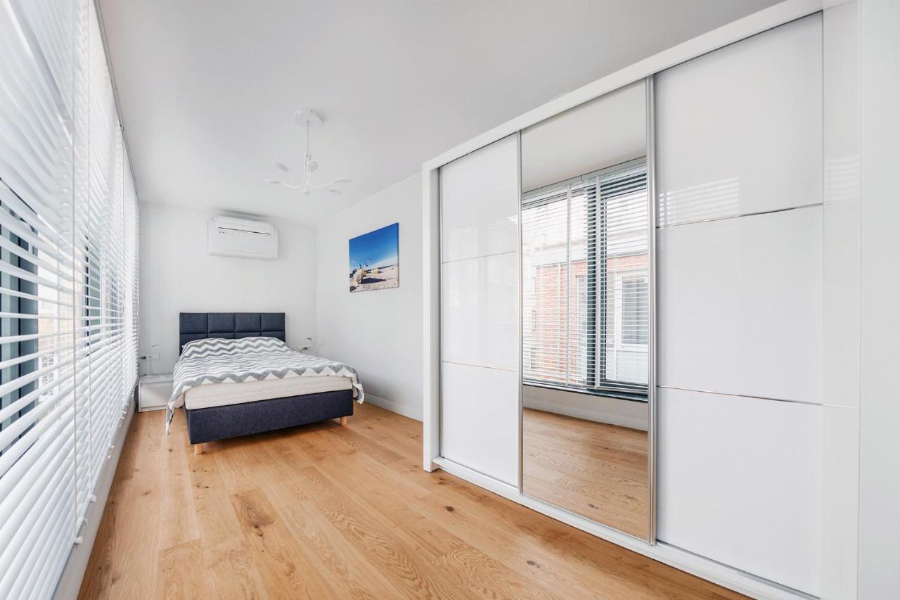 Viu Apartament Z Tarasem W Sercu Gdanska Esterno foto