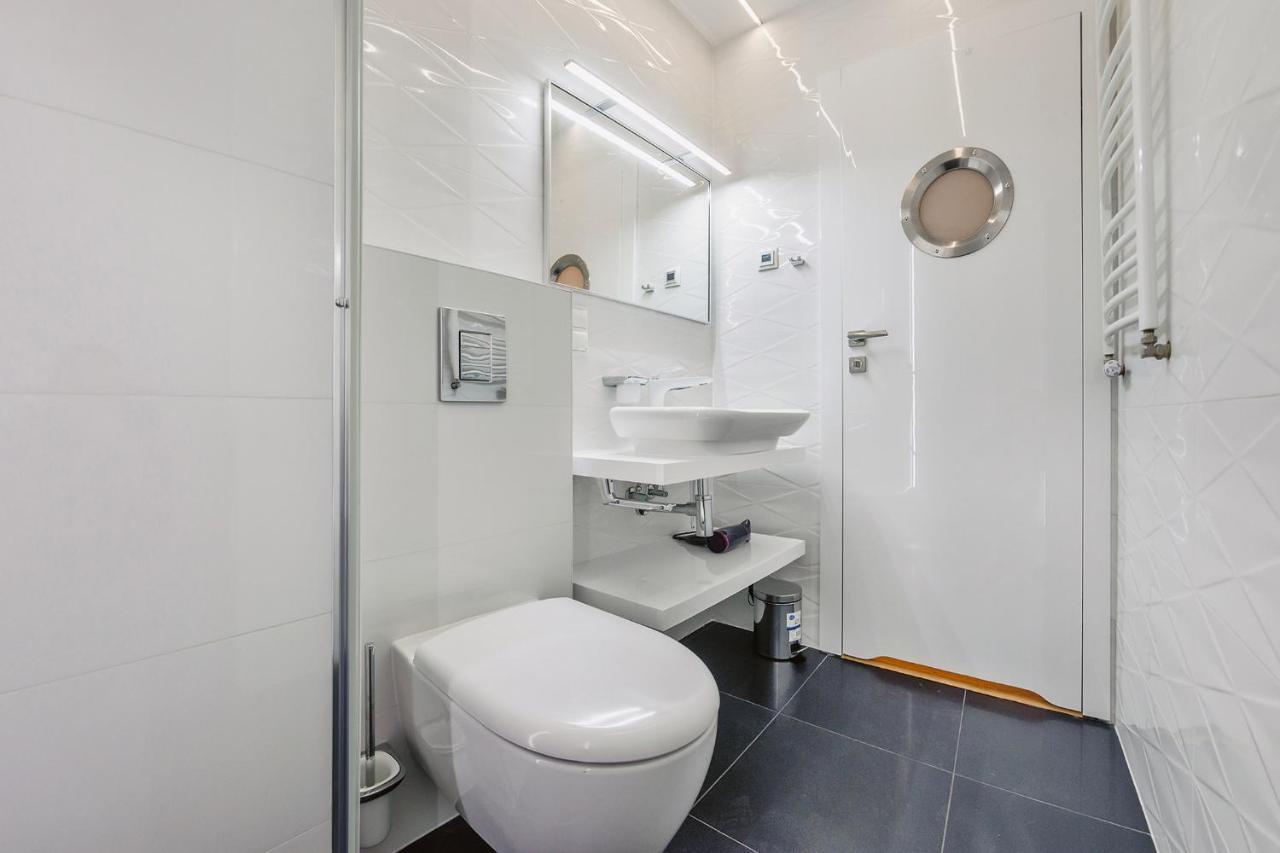 Viu Apartament Z Tarasem W Sercu Gdanska Esterno foto