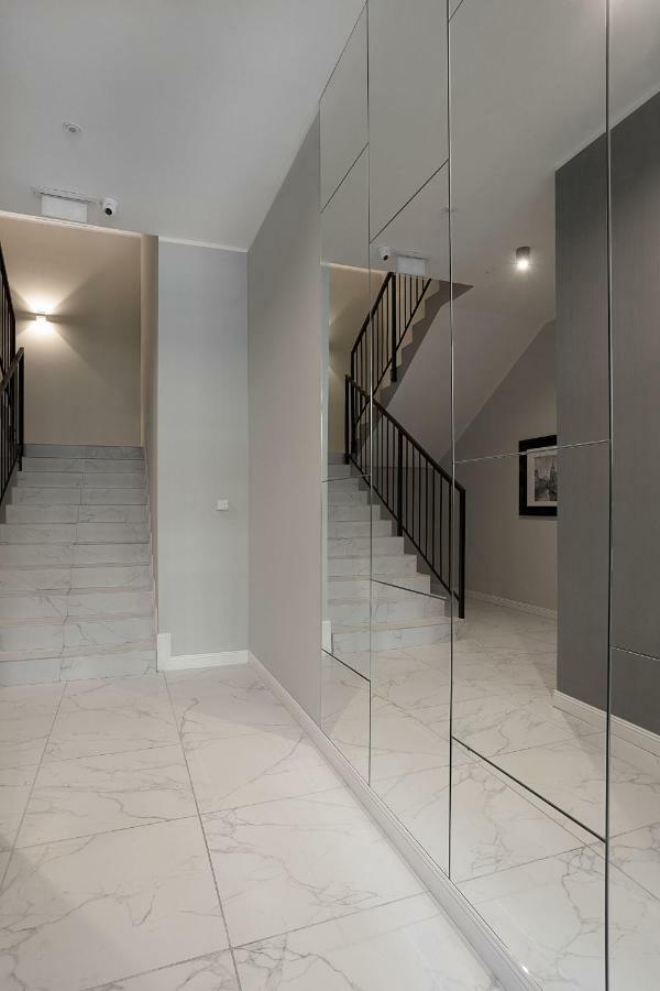 Viu Apartament Z Tarasem W Sercu Gdanska Esterno foto
